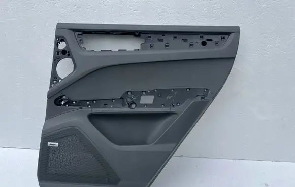 Porsche Cayenne (9Y0 9Y3) Front door card panel trim 