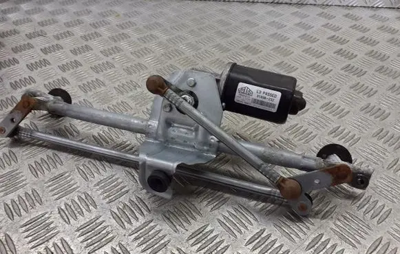 Opel Tigra B Front wiper linkage 91498-232