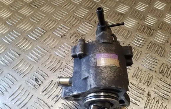 Toyota RAV 4 (XA20) Vacuum pump 2930027020 0810002740