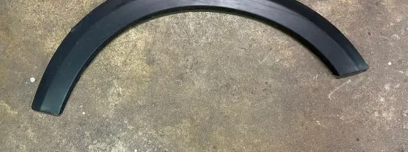 Front arch trim
