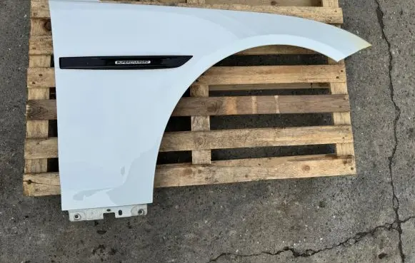 Jaguar XJ X351 Fender