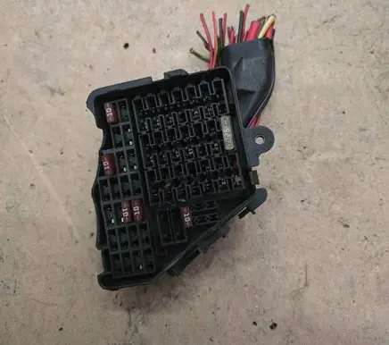 Audi A4 S4 B5 8D Fuse box set 8d2941824 0139488