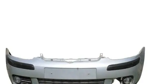 Volkswagen Golf IV Front bumper 1K0807221 550300400 1K080721
