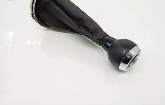 Mini One - Cooper Clubman R55 Gear lever shifter trim leather/knob