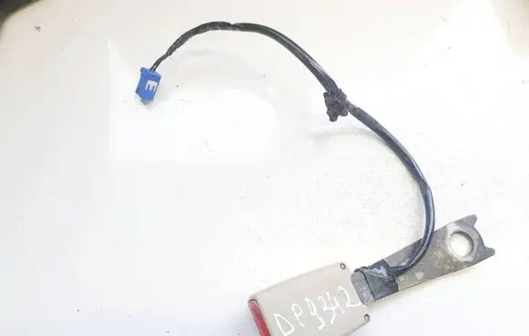 Lexus RX 300 Front seatbelt buckle b400 d016001