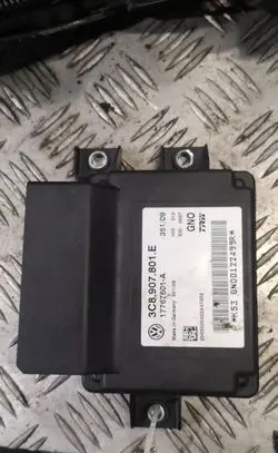 Volkswagen PASSAT B6 Hand brake control module 3c8907801e