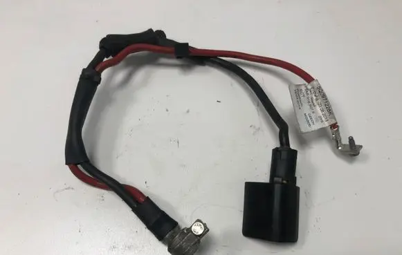 Volkswagen Golf VII Positive cable (battery) 5Q0971228K