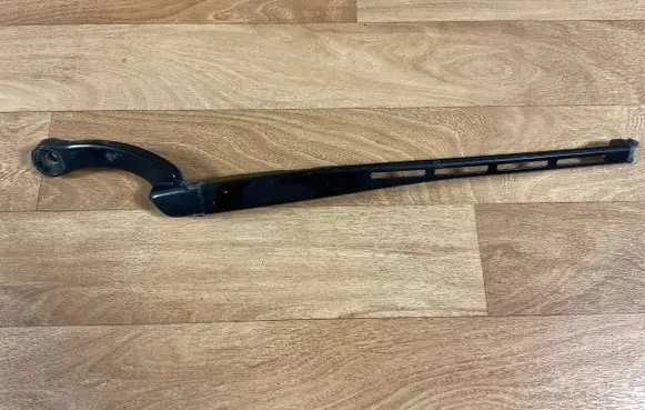 Audi A4 S4 B7 8E 8H Front wiper blade arm 8E0955407C