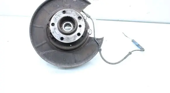 BMW X5 E53 Rear wheel hub
