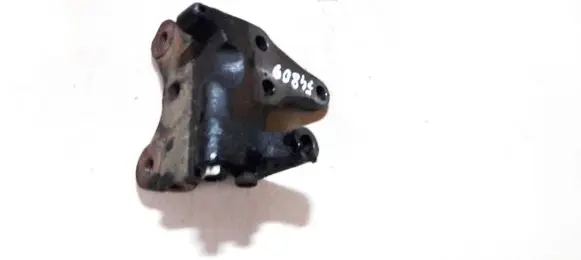 Honda Accord Engine mounting bracket