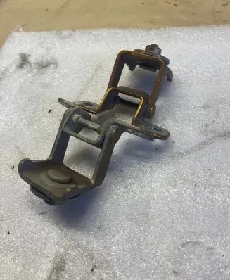 Dacia Duster II Loading door upper hinge 844005242R