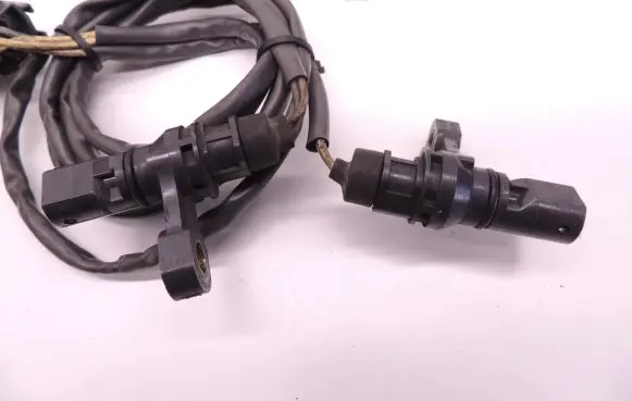 Volvo V70 Camshaft speed sensor D107
