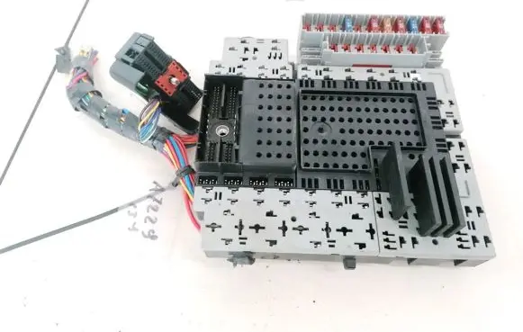 Volvo S60 Fuse box set 8622520