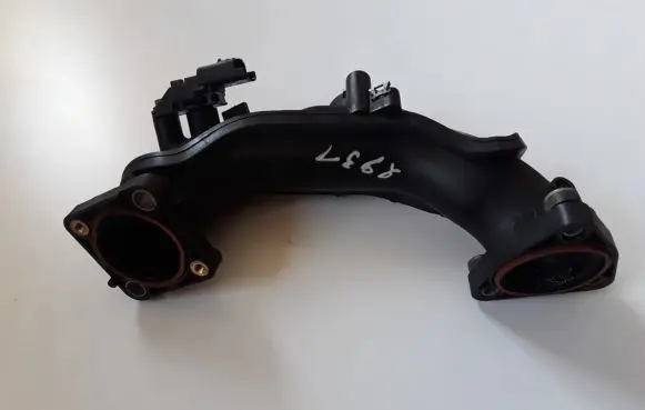 Intercooler hose/pipe