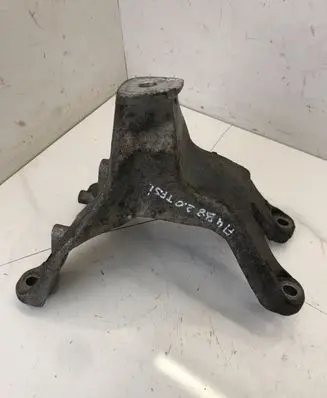 Audi A4 S4 B8 8K Engine mounting bracket 8K0199308BD