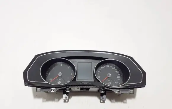 Volkswagen PASSAT B8 Speedometer (instrument cluster) 3G0920751A