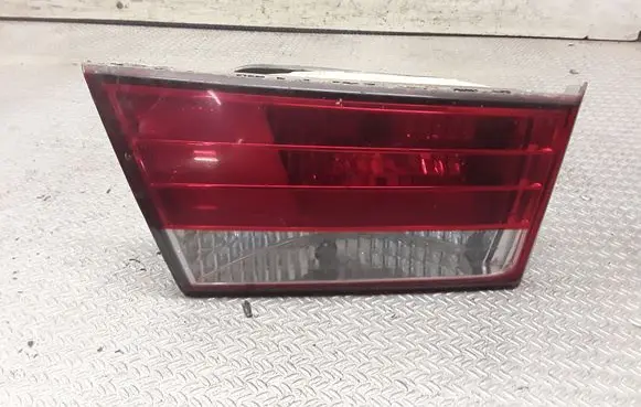Hyundai Sonata Tailgate rear/tail lights