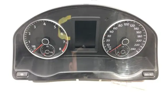 Speedometer (instrument cluster)