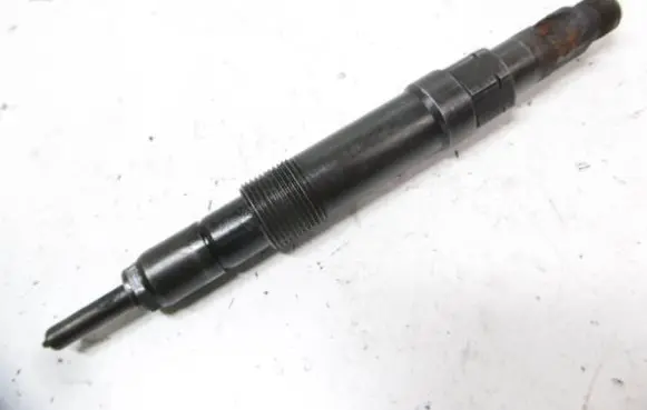 Ford Mondeo Mk III Fuel injector