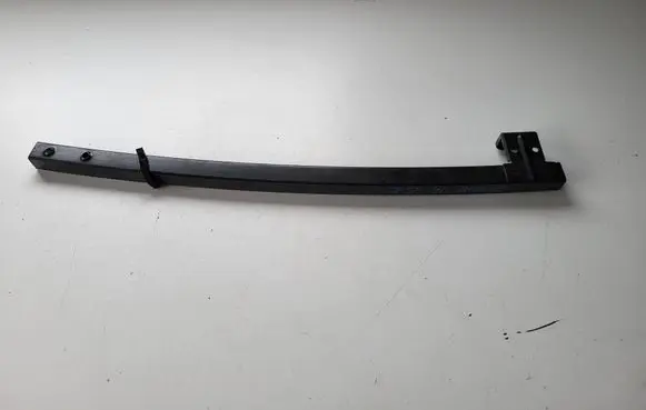 Nissan Qashqai Rear door windshield rail 