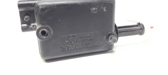 Fuel tank cap lock motor