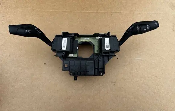 Ford Focus Wiper turn signal indicator stalk/switch BV6T13N064AH 13FB070388CBCZ