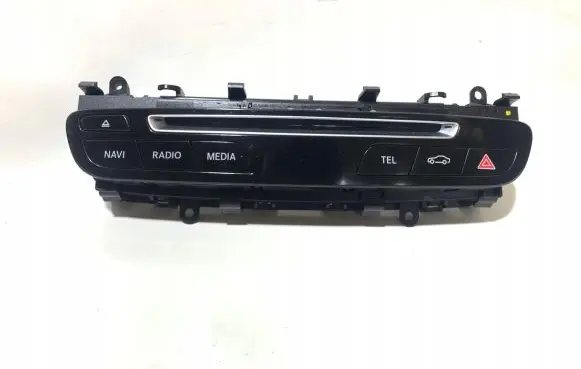 Mercedes-Benz C W205 Head unit multimedia control A2059054301
