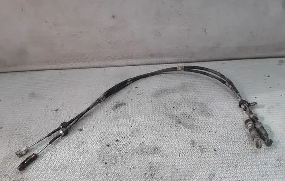 Gear shift cable linkage
