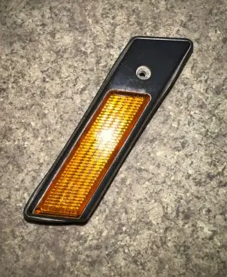 BMW 3 E36 Front fender indicator light 13780139