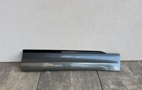 Volkswagen Tiguan Front door trim (molding) 5NN854940D