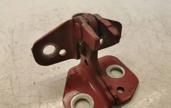 Jeep Grand Cherokee Loading door upper hinge 660A