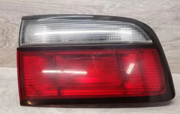 Mazda 626 Tailgate rear/tail lights P2263