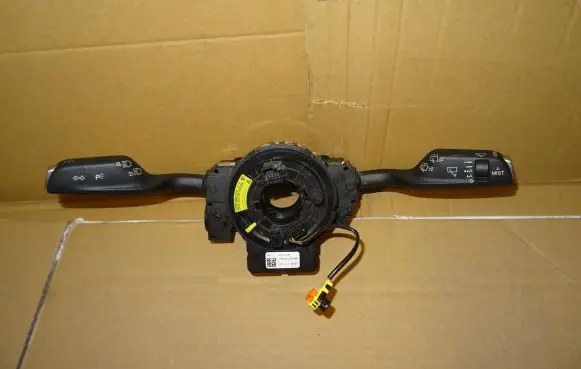 Alfa Romeo Stelvio Wiper turn signal indicator stalk/switch 01561407160