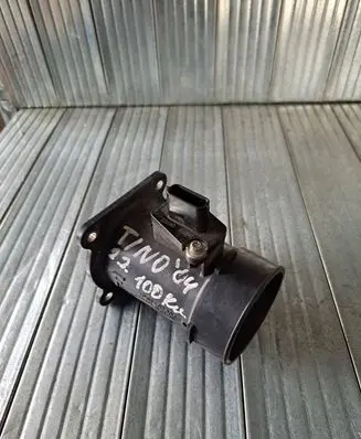Nissan Almera Tino Mass air flow meter 226807S000 22680AW400