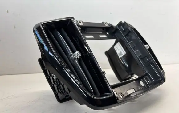Volvo XC60 Dash center air vent grill 31417738