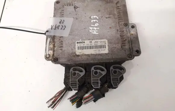 Renault Espace III Engine control unit/module 0281001999 hom7700104407