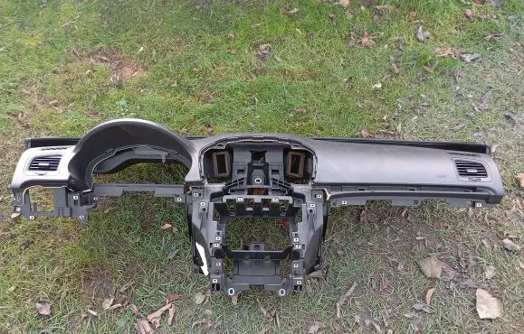 Opel Insignia A Dashboard 13275639