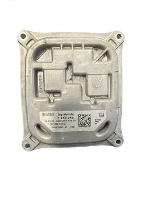 BMW X5 E70 Headlight ballast module Xenon 7263052