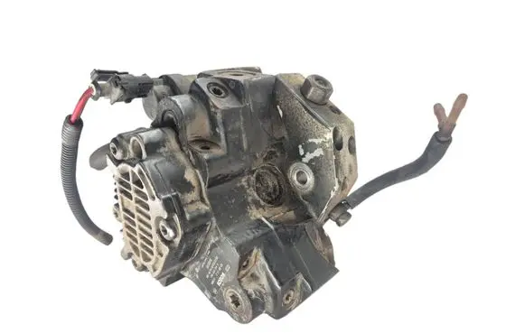 Volvo S60 Fuel injection high pressure pump 0445010043 8689590 073688