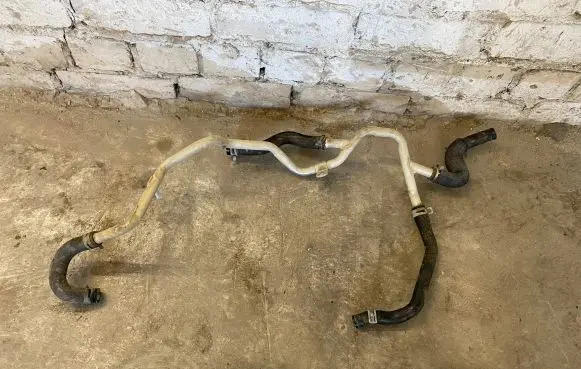 Dodge Charger Coolant pipe/hose 