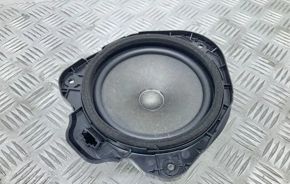 Audi A3 S3 8V Rear door speaker 8V0035411D