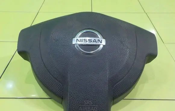 Nissan NV200 Steering wheel airbag 