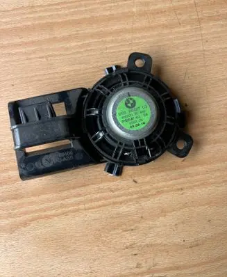 BMW 5 G30 G31 G38 Panel speaker 9151127 66921CN 18820010