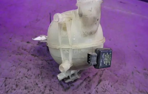 Citroen C3 Coolant expansion tank/reservoir 9639562580