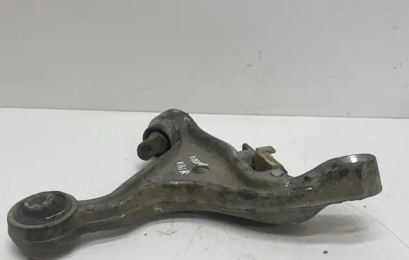 Volvo V70 Front lower control arm/wishbone 9492119 66200120