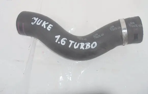 Nissan Juke I F15 Air intake hose/pipe