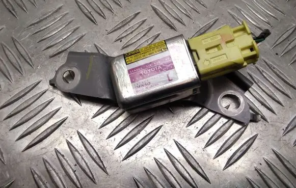 Lexus RX 330 - 350 - 400H Airbag deployment crash/impact sensor 8983448020 1879001740