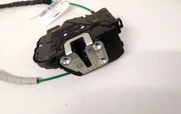 Hyundai i40 Front door lock a045035