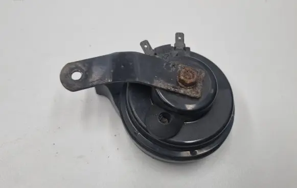 Mercedes-Benz E W211 Horn signal 0045429220 A0045429220