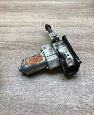 Subaru B9 Tribeca Seat adjustment motor 1658630D 3984341 LEFTSIDE